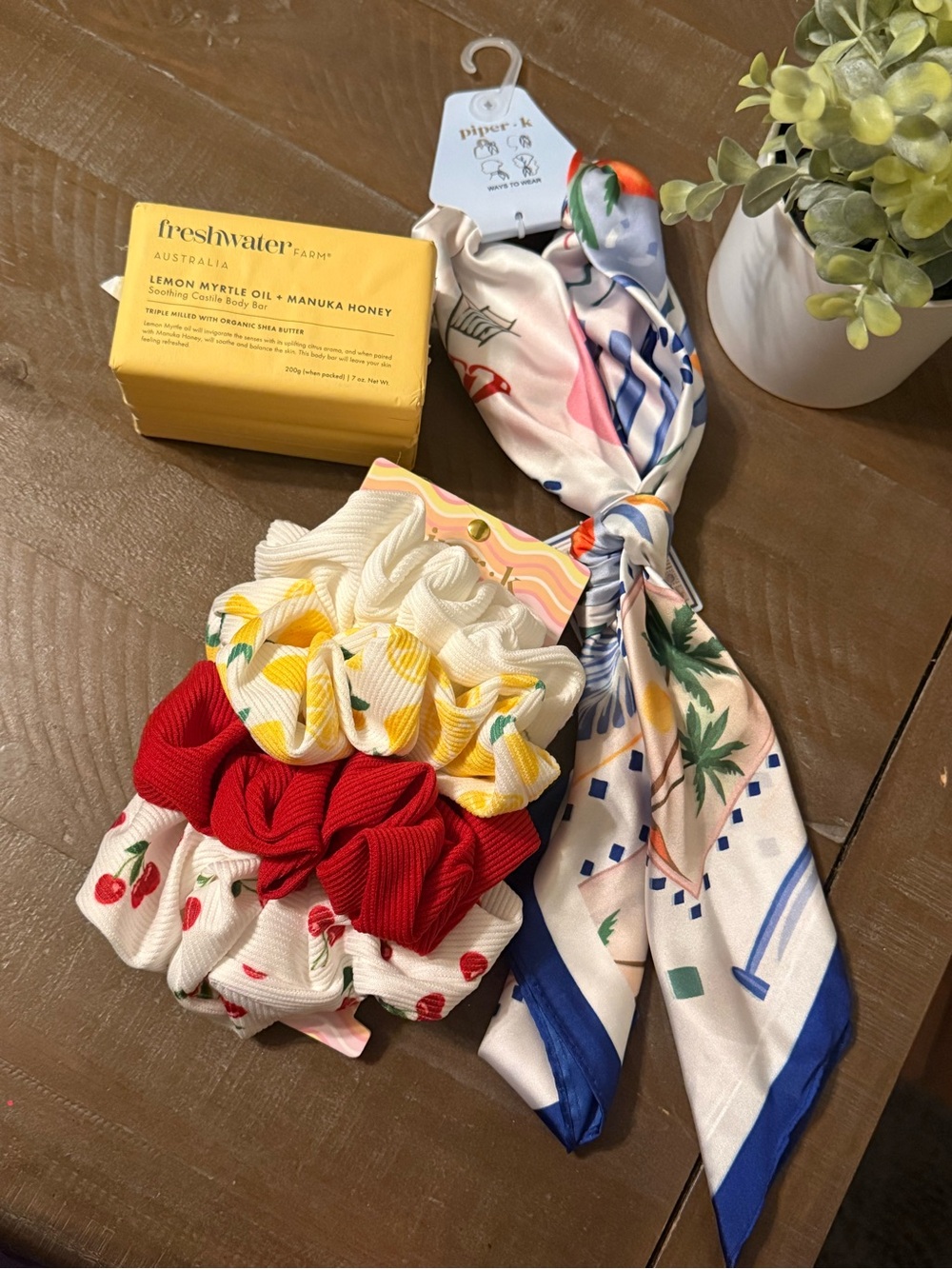 Piper K Tropical Themed Scarf and Large Scrunchies Hair Accessories Bundle NWT